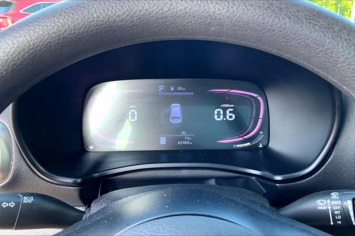 2024 Kia Soul LX thumbnail 24