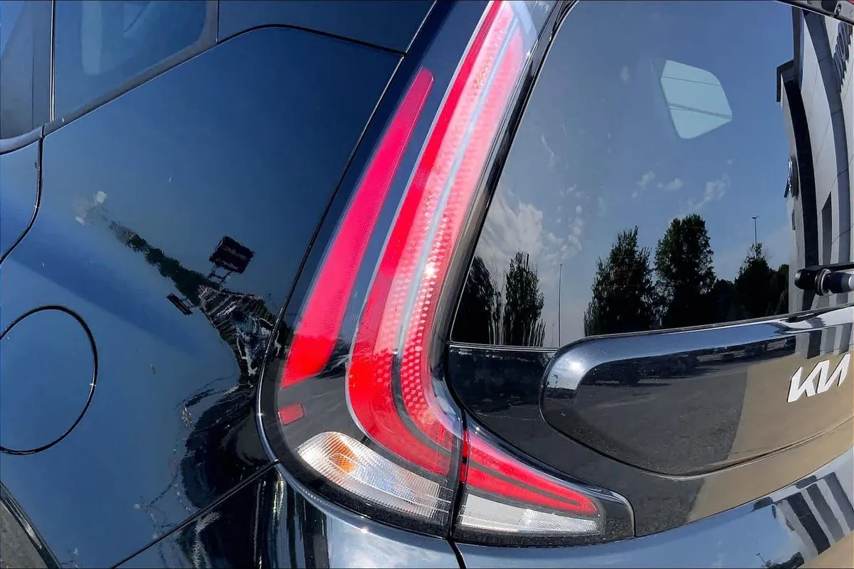 2024 Kia Soul LX thumbnail 26