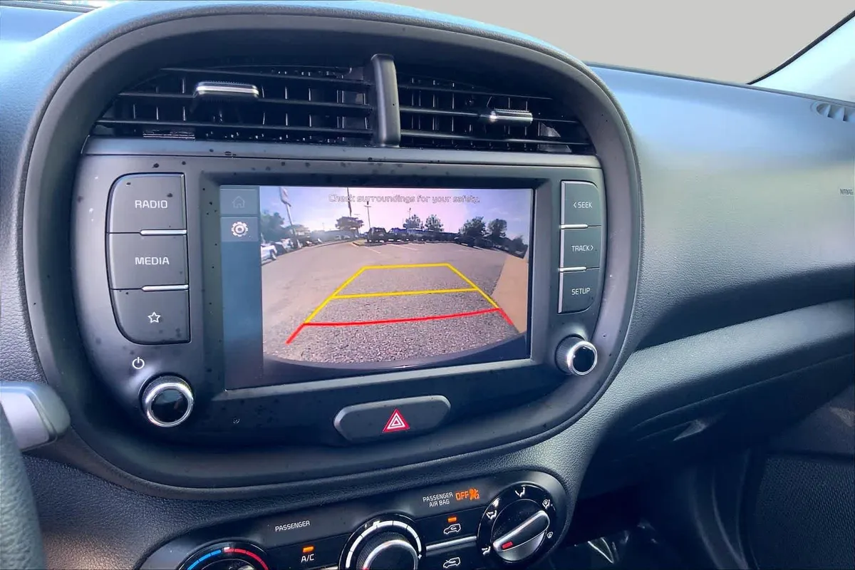 2024 Kia Soul LX thumbnail 27