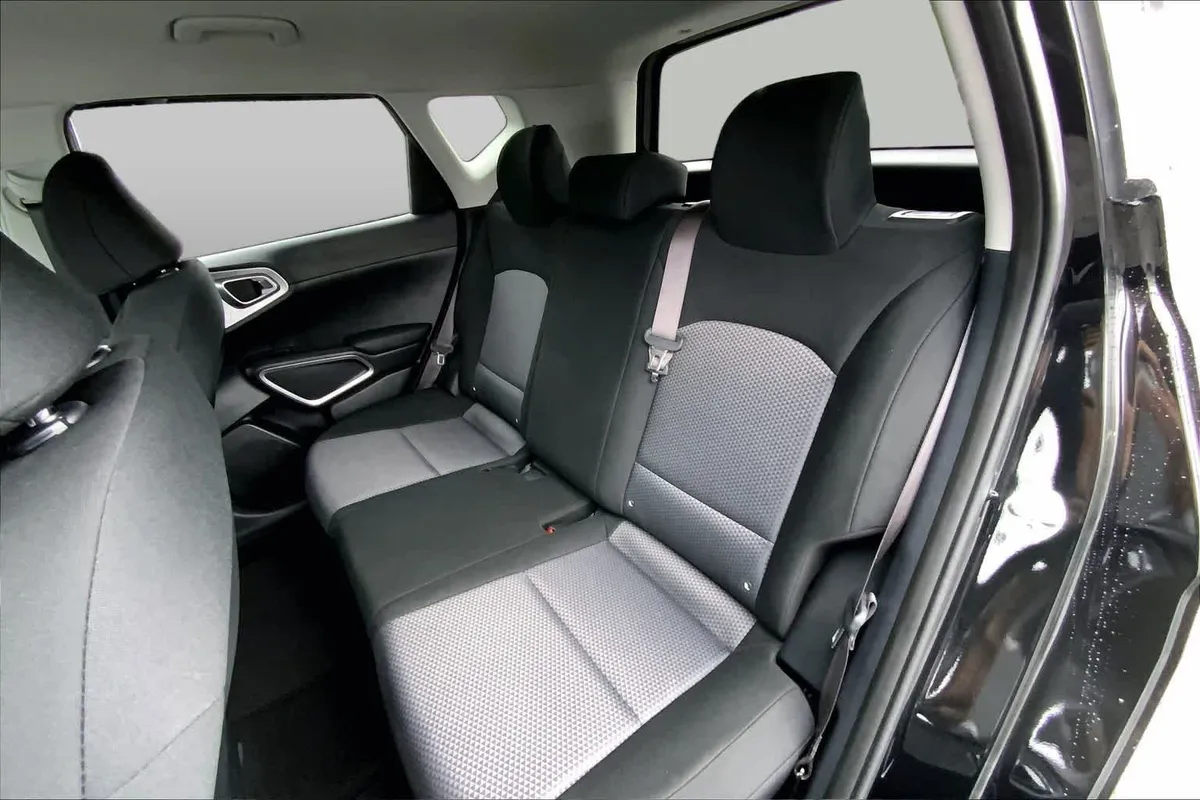 2024 Kia Soul LX thumbnail 20