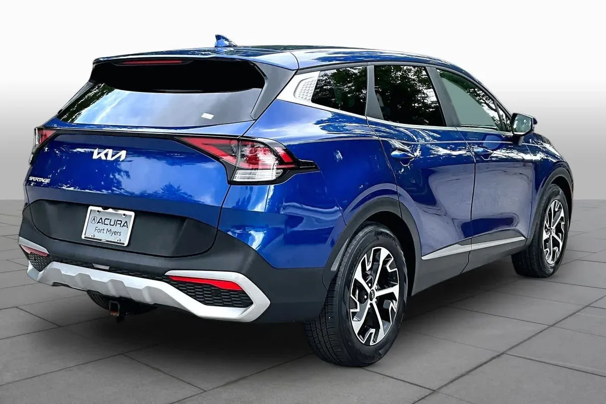 2024 Kia Sportage EX thumbnail 13