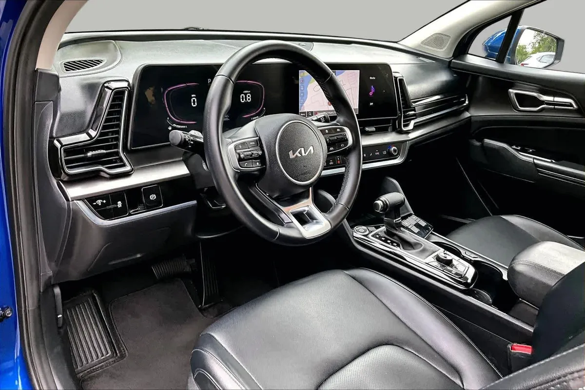 2024 Kia Sportage EX thumbnail 18