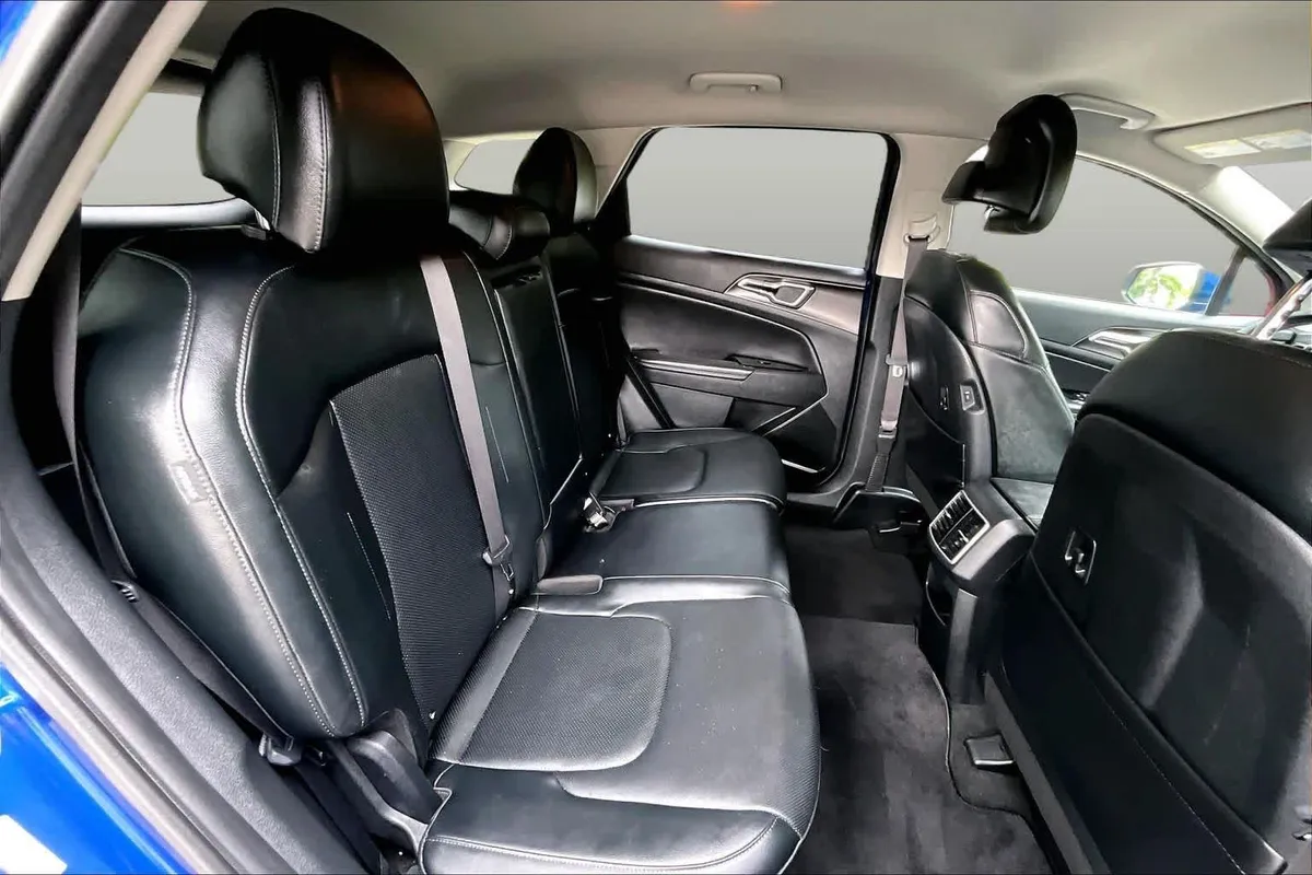 2024 Kia Sportage EX thumbnail 20