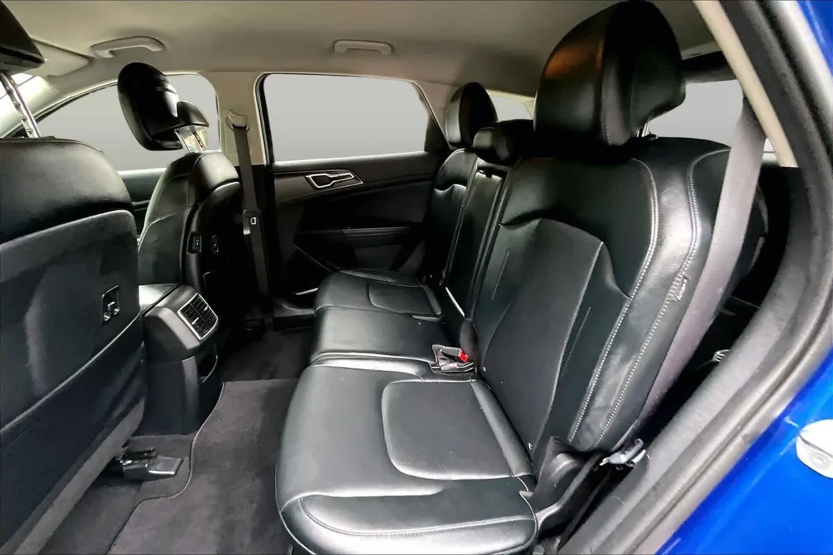 2024 Kia Sportage EX thumbnail 21