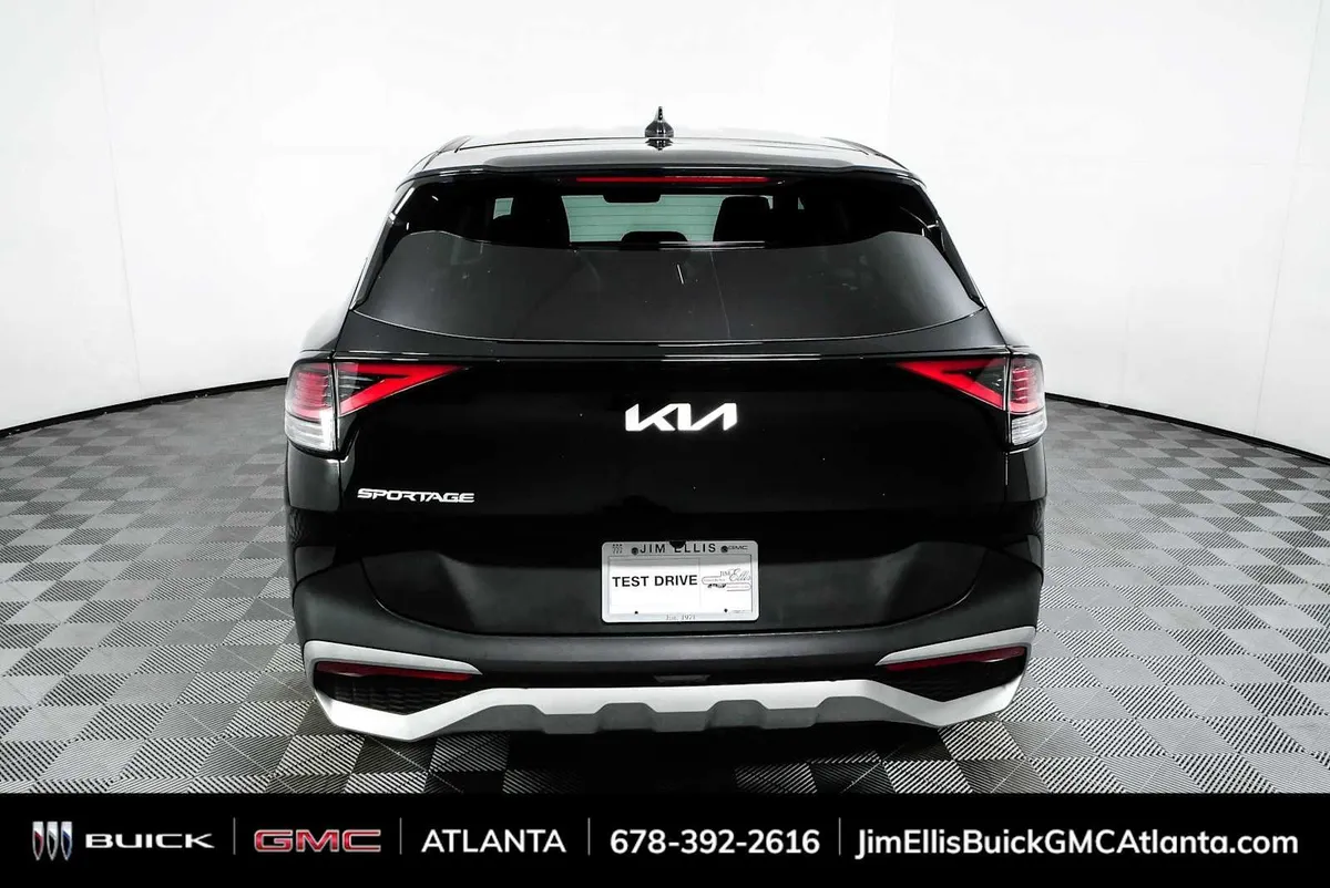 2024 Kia Sportage EX thumbnail 27