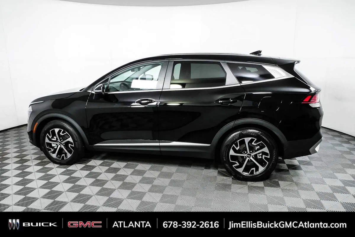 2024 Kia Sportage EX thumbnail 29