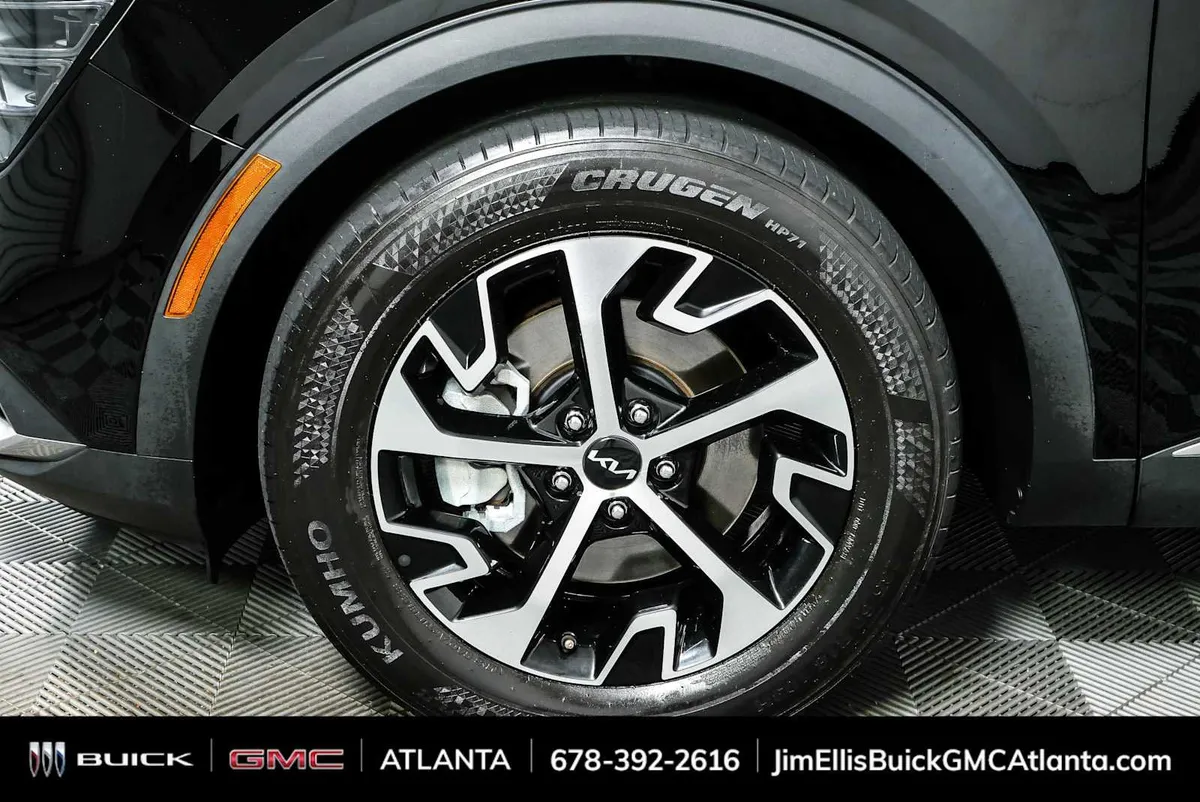 2024 Kia Sportage EX thumbnail 36