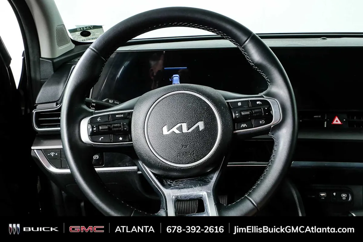 2024 Kia Sportage EX thumbnail 8