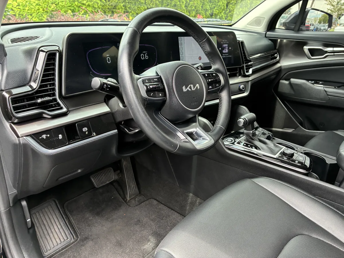 2024 Kia Sportage EX thumbnail 20