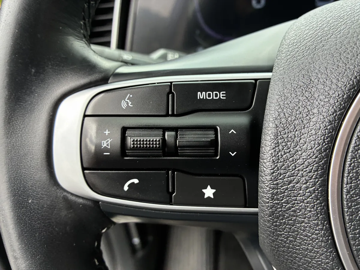 2024 Kia Sportage EX thumbnail 27