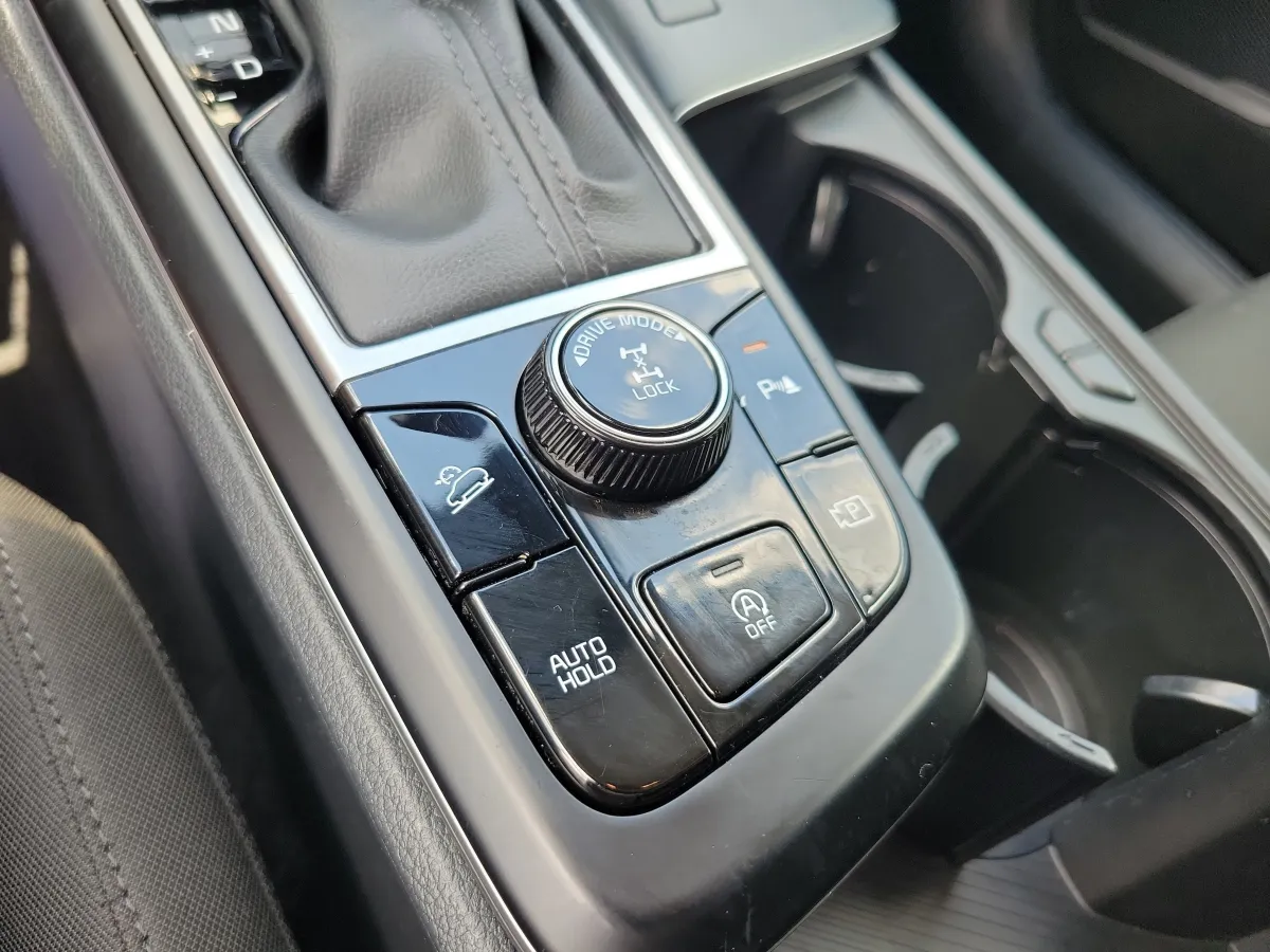 2024 Kia Sportage LX thumbnail 10