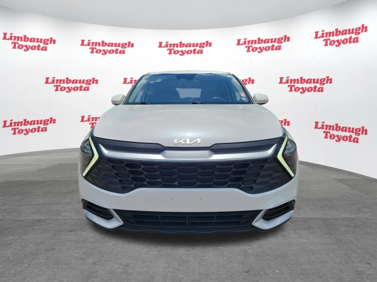 2024 Kia Sportage LX thumbnail 19