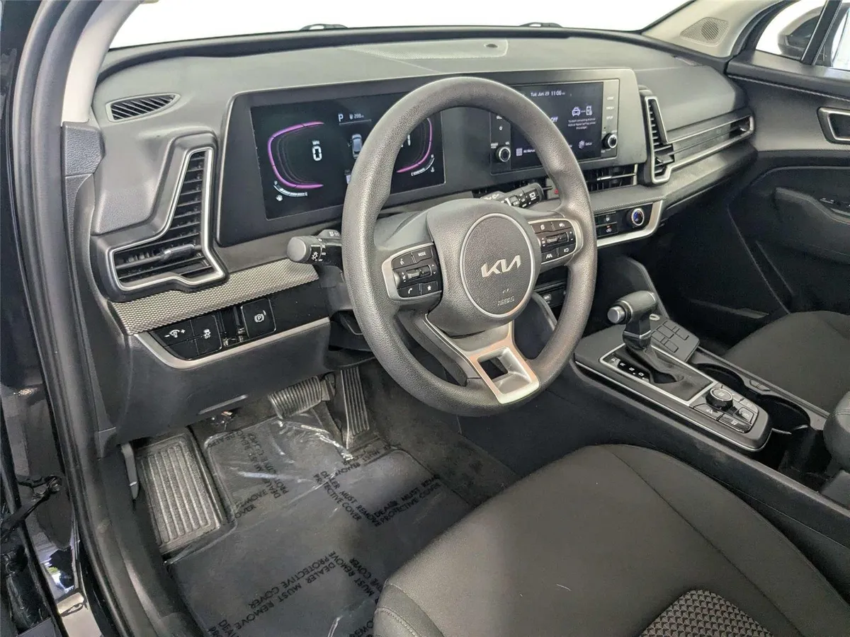 2024 Kia Sportage LX thumbnail 13