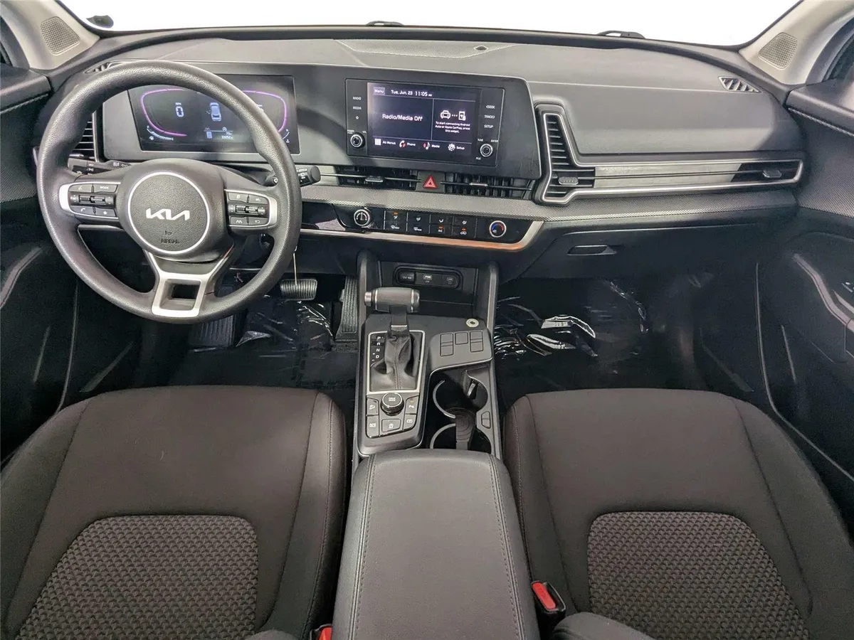 2024 Kia Sportage LX thumbnail 35
