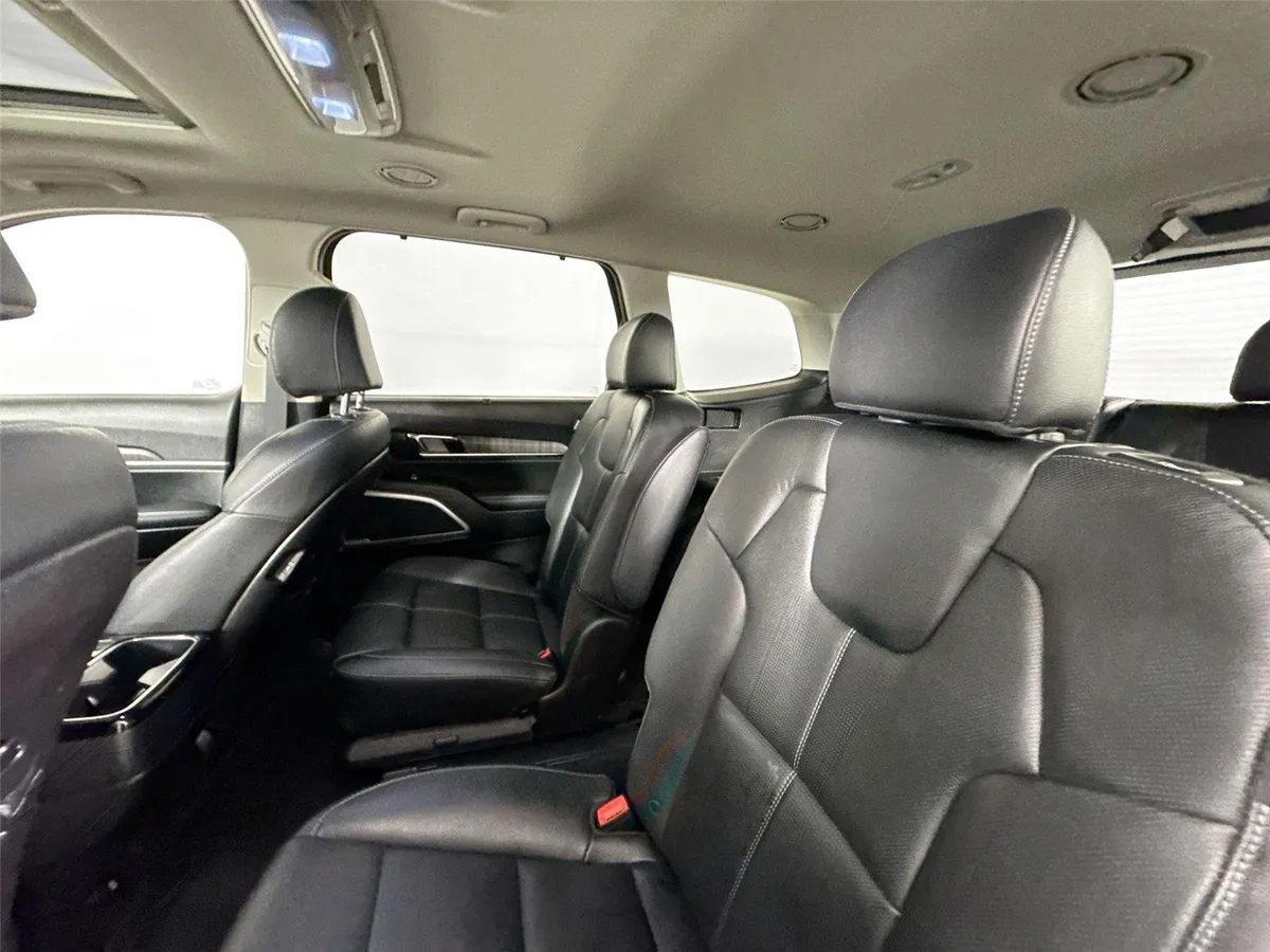 2024 Kia Telluride EX thumbnail 32