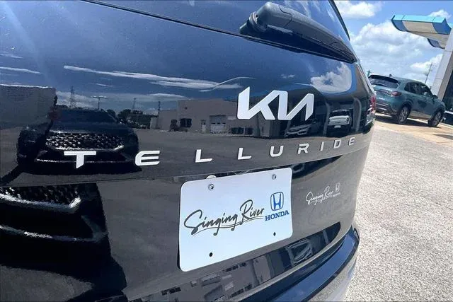 2024 Kia Telluride S thumbnail 25