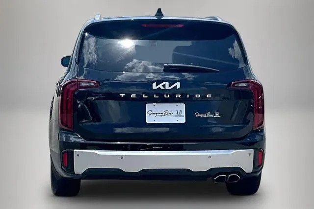 2024 Kia Telluride S thumbnail 6
