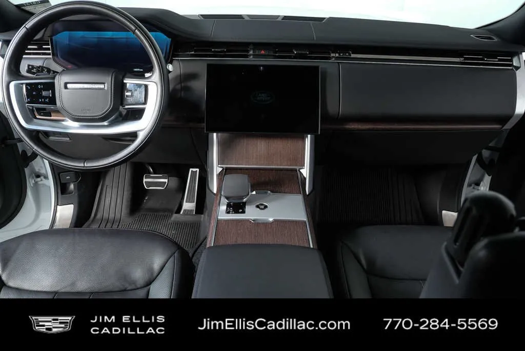 2024 Land Rover Range Rover SE thumbnail 17