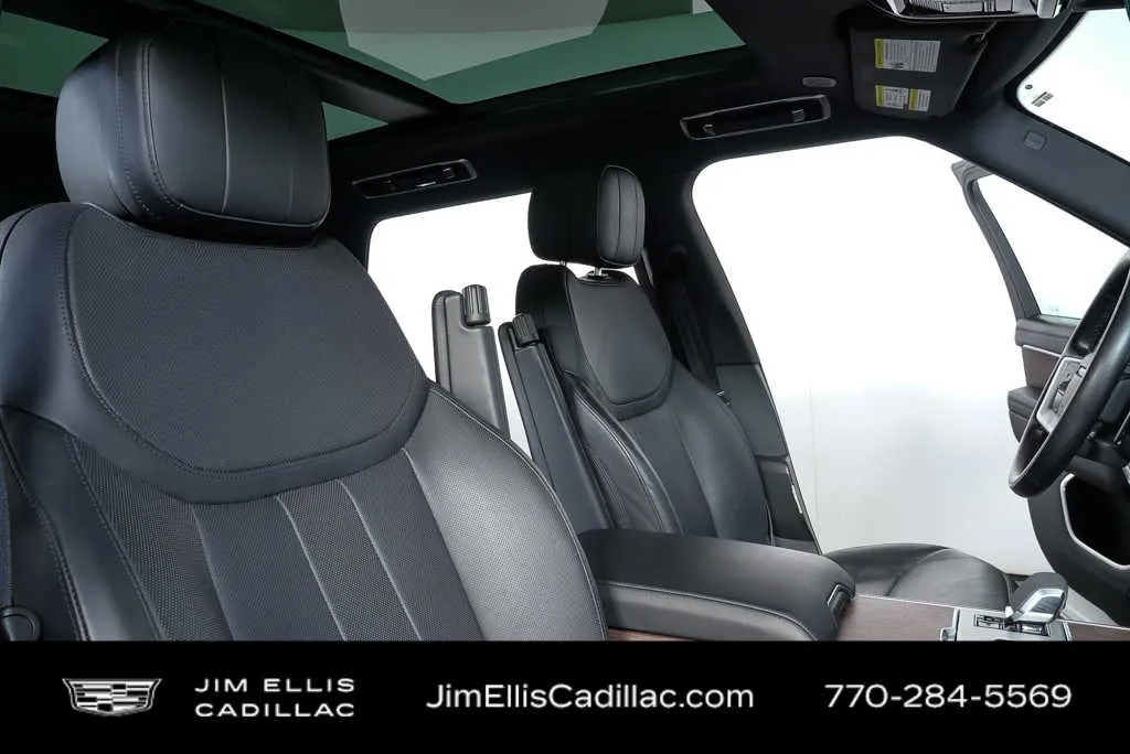 2024 Land Rover Range Rover SE thumbnail 22