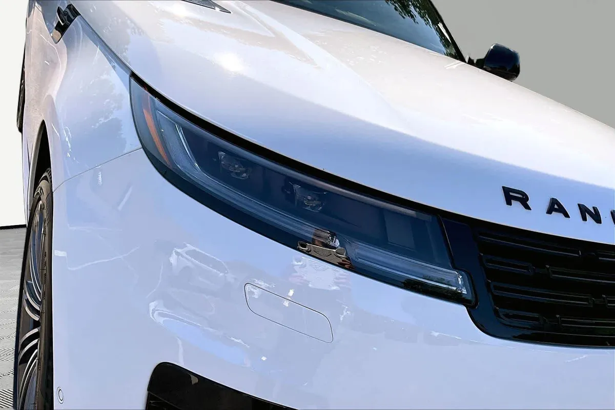 2024 Land Rover Range Rover Sport Dynamic SE thumbnail 28