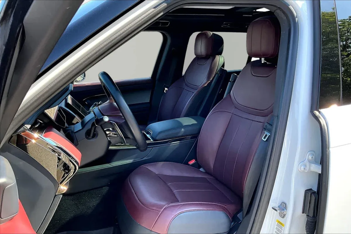 2024 Land Rover Range Rover Sport Dynamic SE thumbnail 8