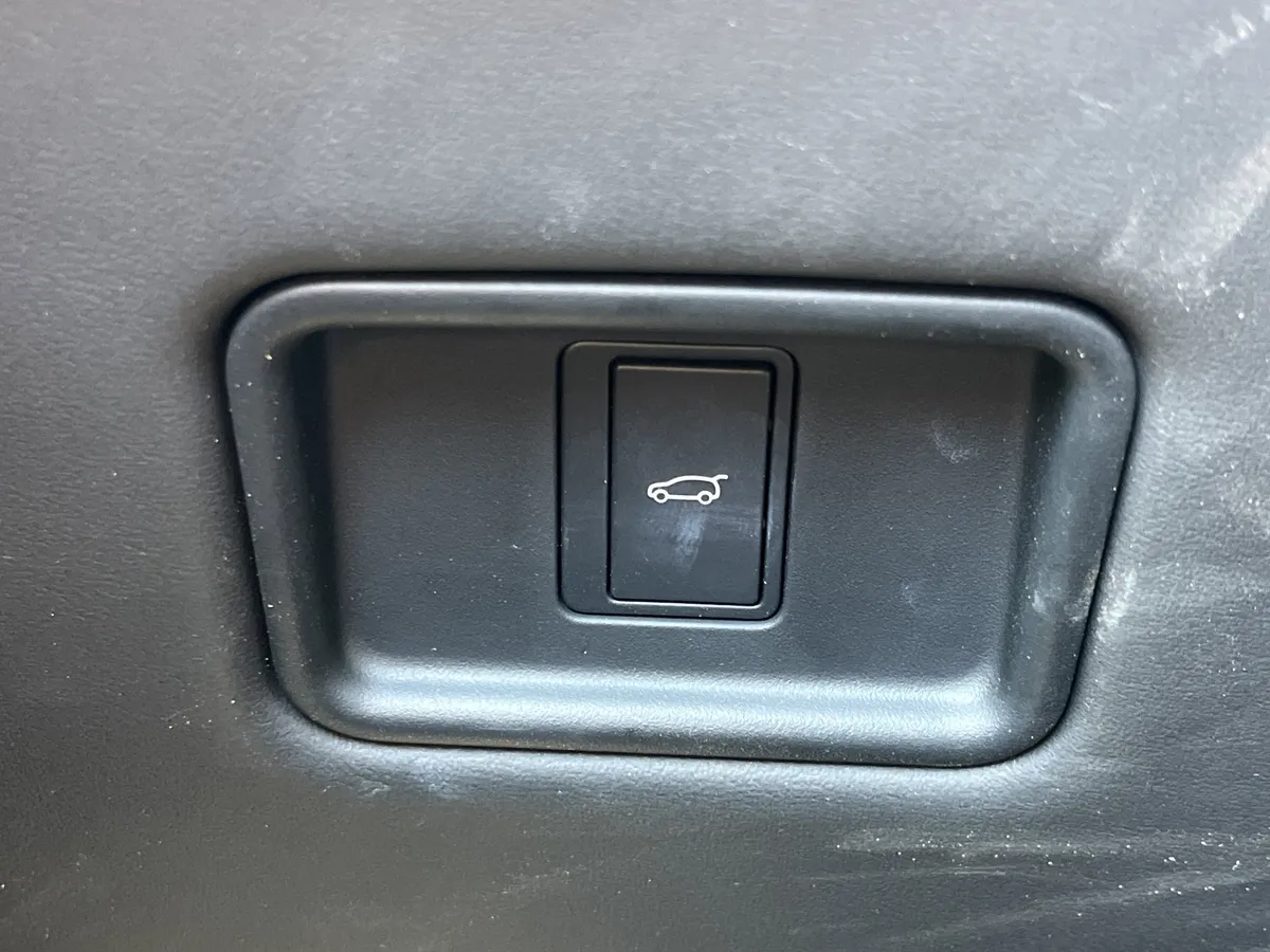2024 Land Rover Range Rover Sport Dynamic SE thumbnail 11