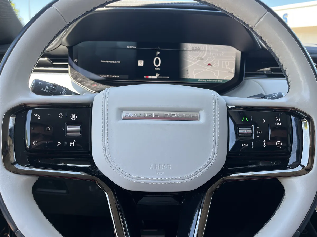 2024 Land Rover Range Rover Sport Dynamic SE thumbnail 9