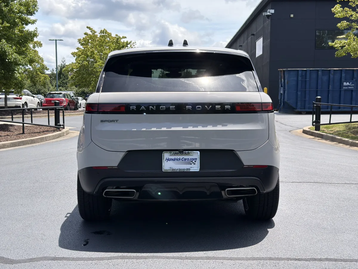 2024 Land Rover Range Rover Sport SE thumbnail 15