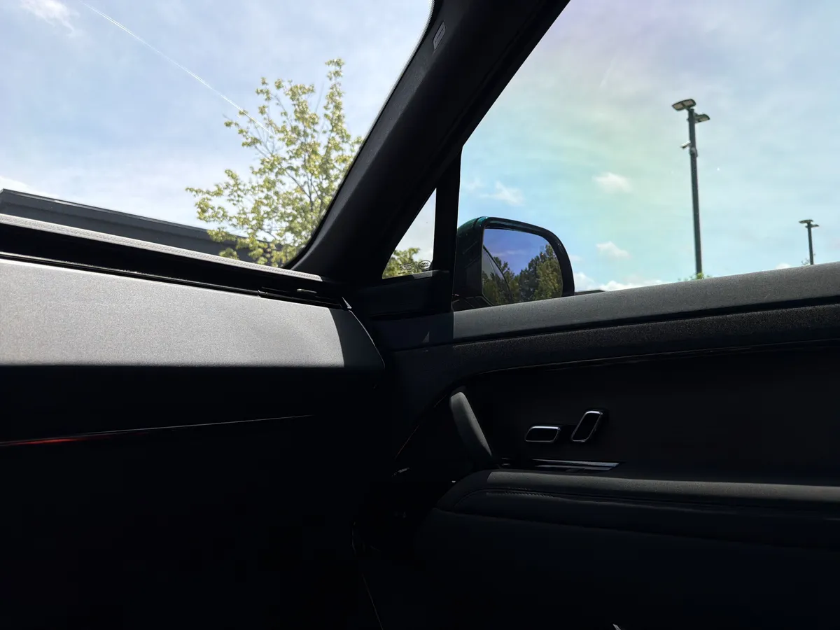 2024 Land Rover Range Rover Sport SE thumbnail 18