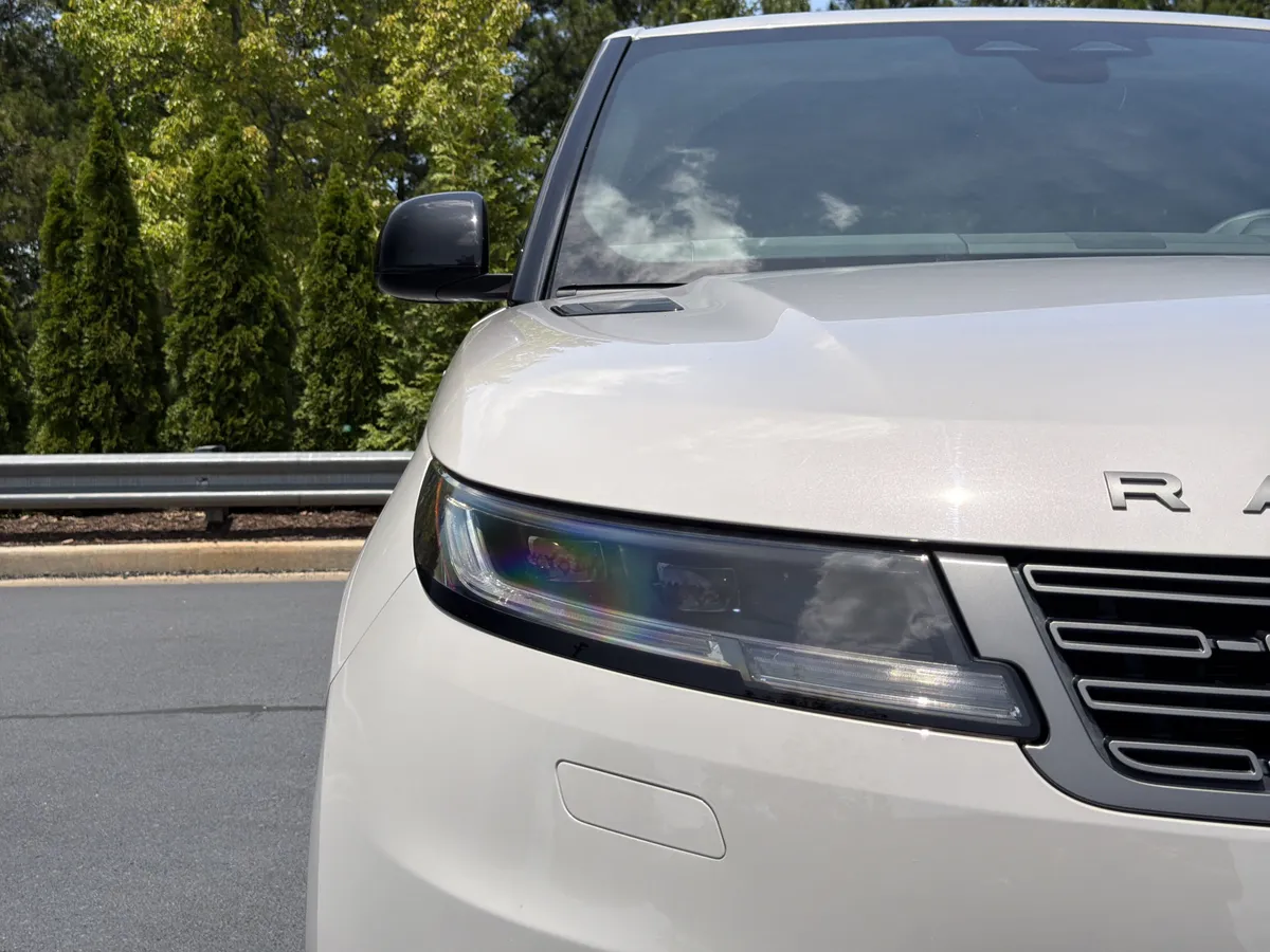 2024 Land Rover Range Rover Sport SE thumbnail 39