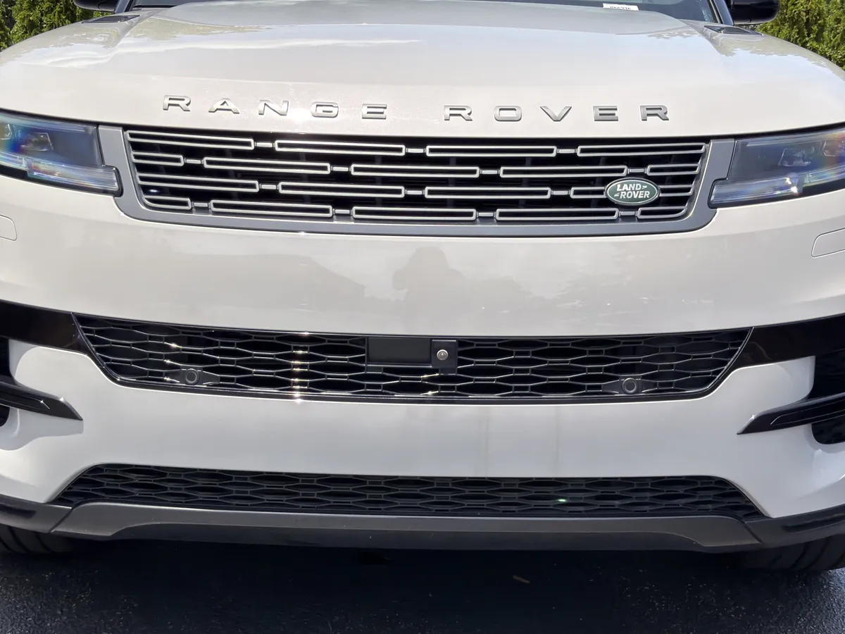 2024 Land Rover Range Rover Sport SE thumbnail 40