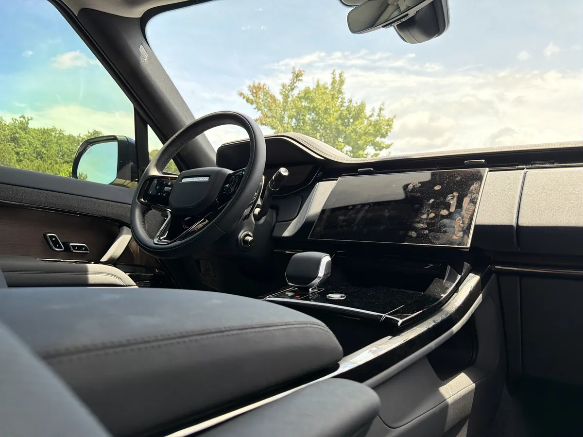 2024 Land Rover Range Rover Sport SE thumbnail 5