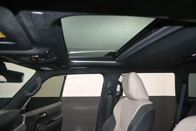 2024 Lexus GX 550 Overtrail+ thumbnail 11