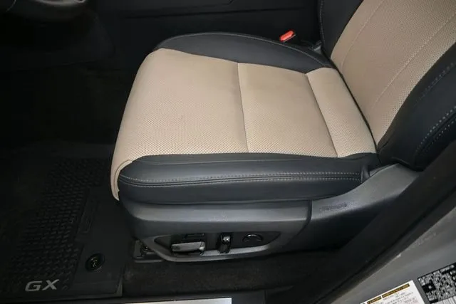 2024 Lexus GX 550 Overtrail+ thumbnail 13
