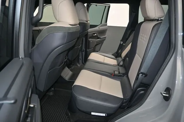 2024 Lexus GX 550 Overtrail+ thumbnail 15