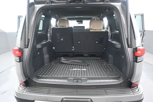 2024 Lexus GX 550 Overtrail+ thumbnail 16