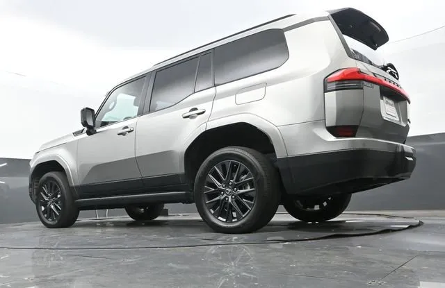 2024 Lexus GX 550 Premium thumbnail 10