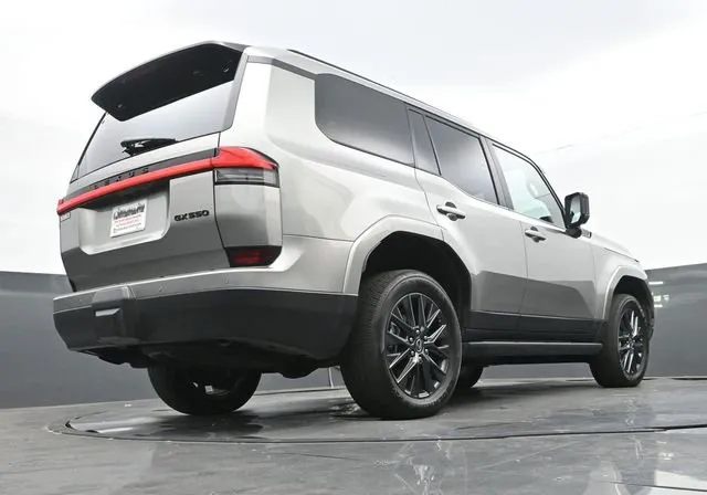 2024 Lexus GX 550 Premium thumbnail 11
