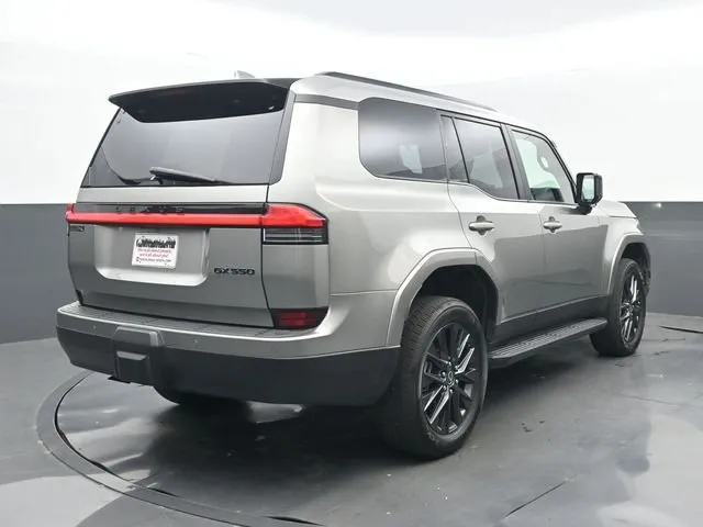 2024 Lexus GX 550 Premium thumbnail 6