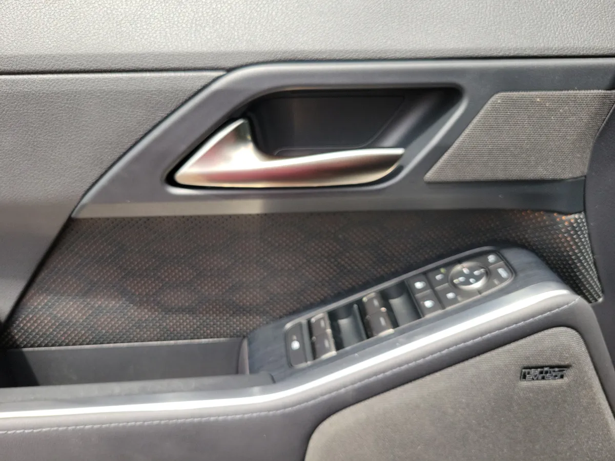2024 Lexus GX GX 550 Luxury+ thumbnail 8