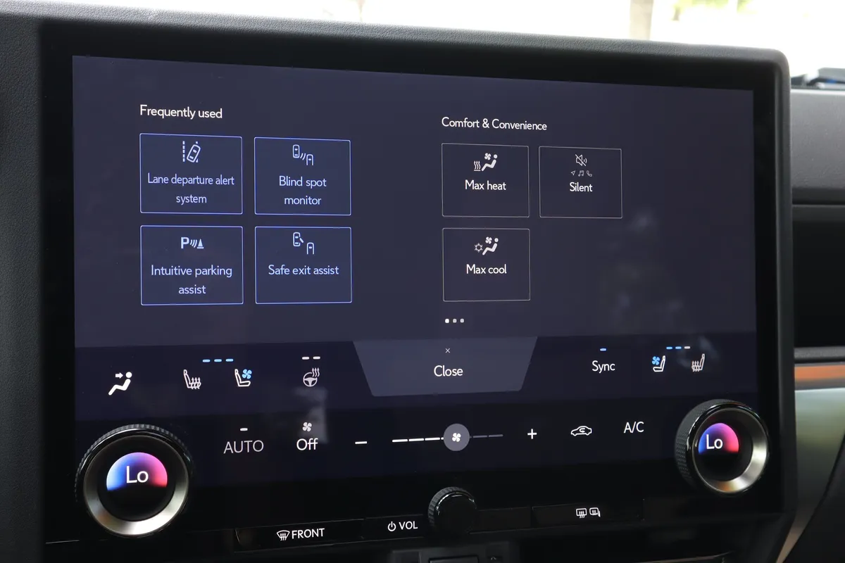 2024 Lexus GX GX 550 Overtrail+ thumbnail 14