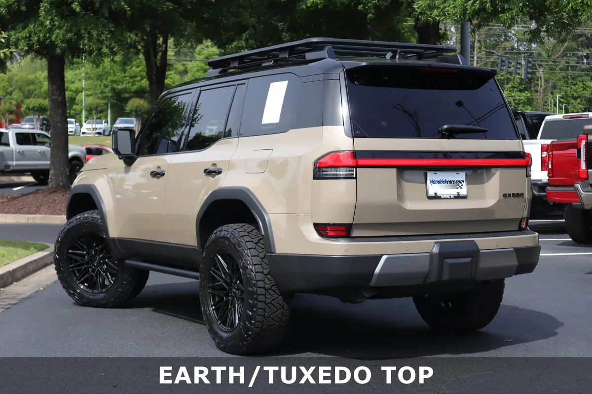 2024 Lexus GX GX 550 Overtrail+ thumbnail 4