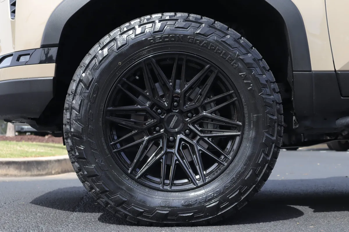 2024 Lexus GX GX 550 Overtrail+ thumbnail 6