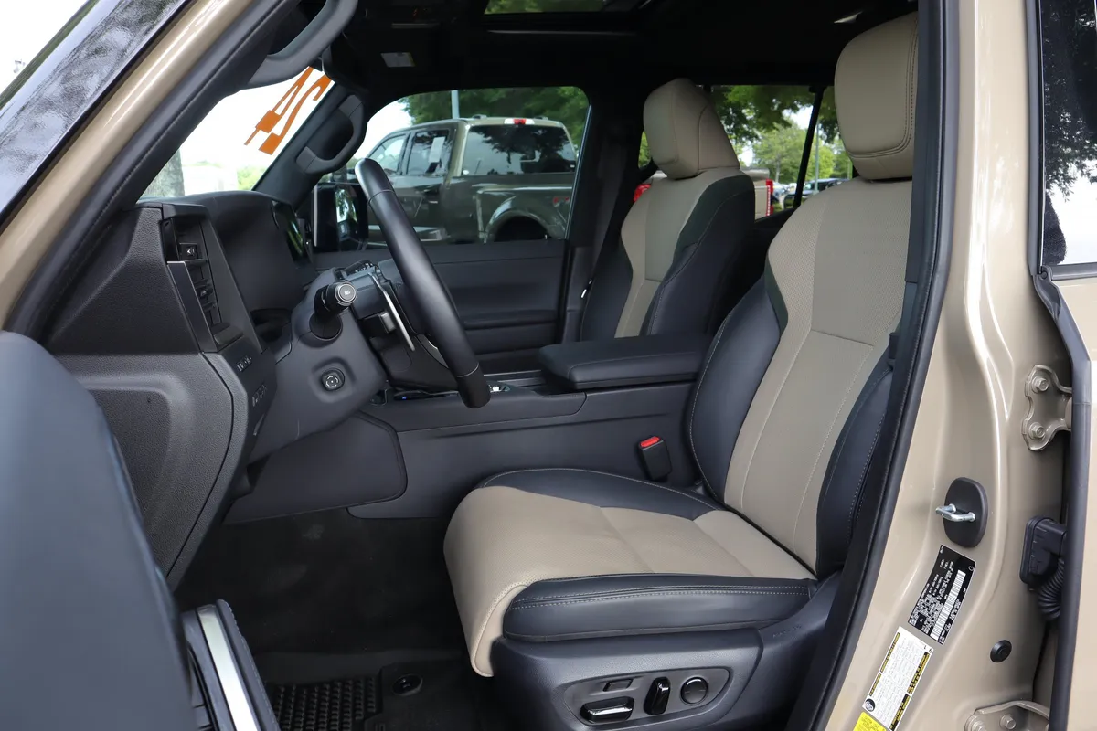 2024 Lexus GX GX 550 Overtrail+ thumbnail 9