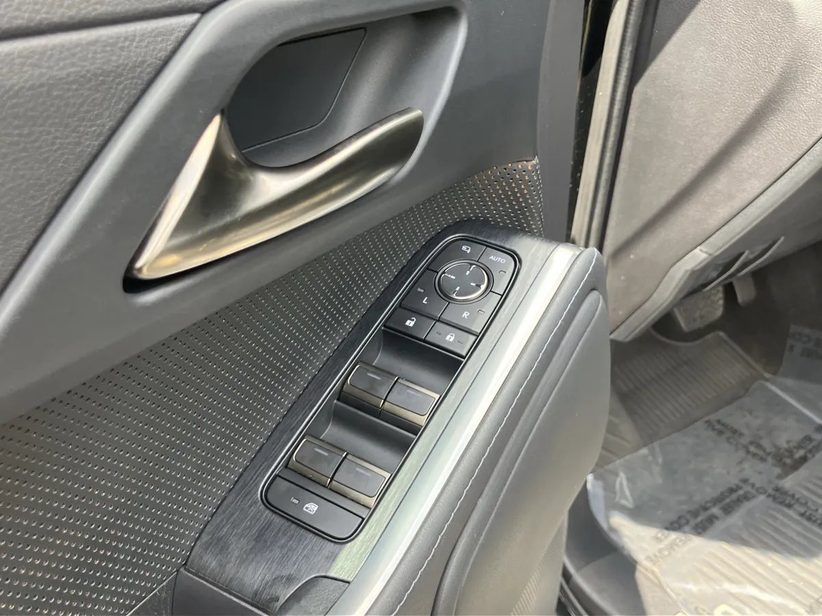 2024 Lexus GX GX 550 Premium+ 4WD thumbnail 17