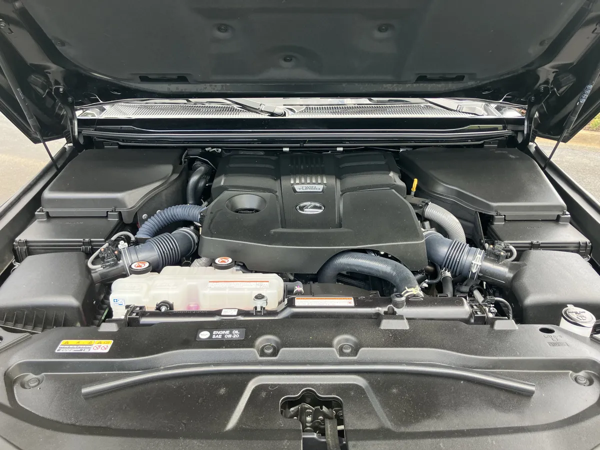 2024 Lexus GX GX 550 Premium+ 4WD thumbnail 40