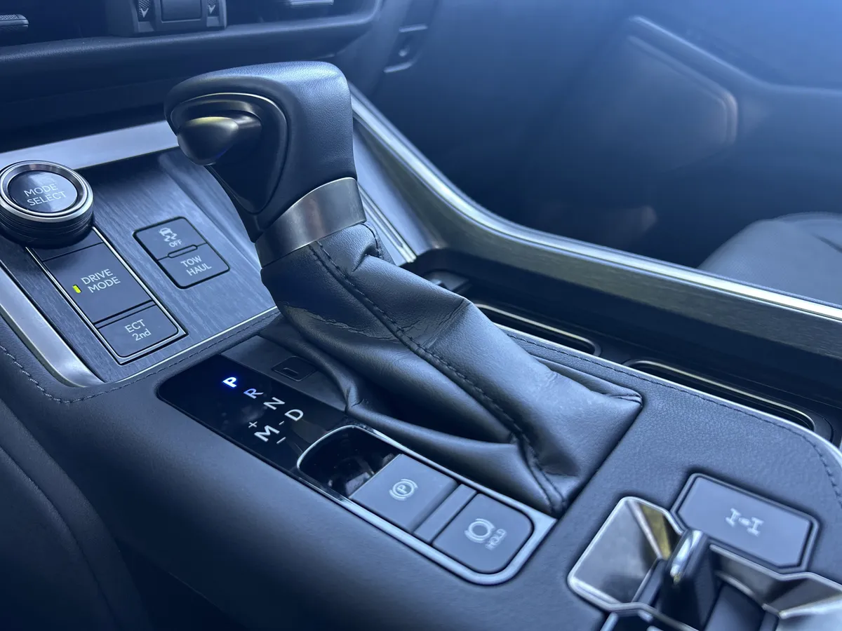 2024 Lexus GX GX 550 Premium+ thumbnail 15