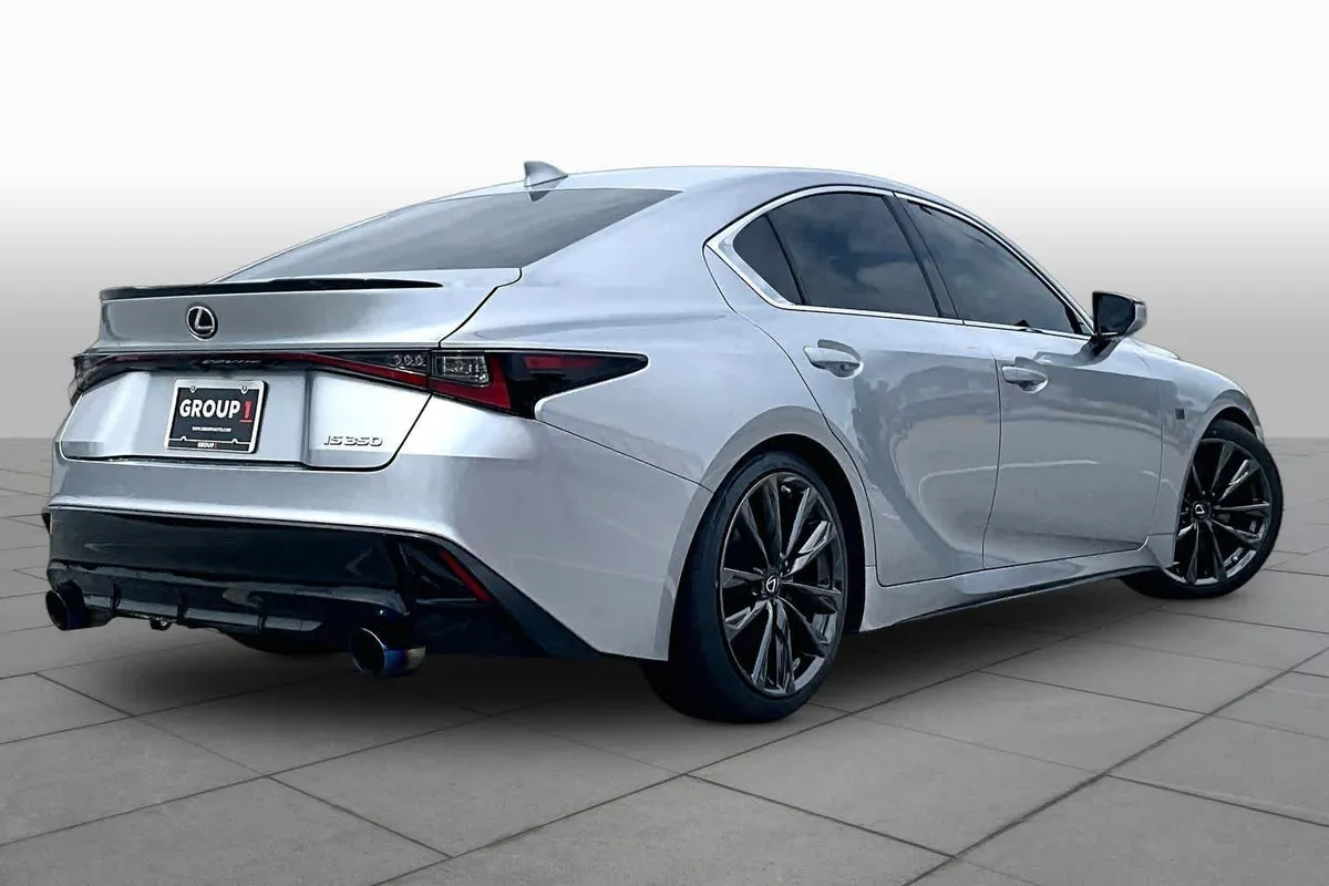 2024 Lexus IS 350 F SPORT Design thumbnail 24