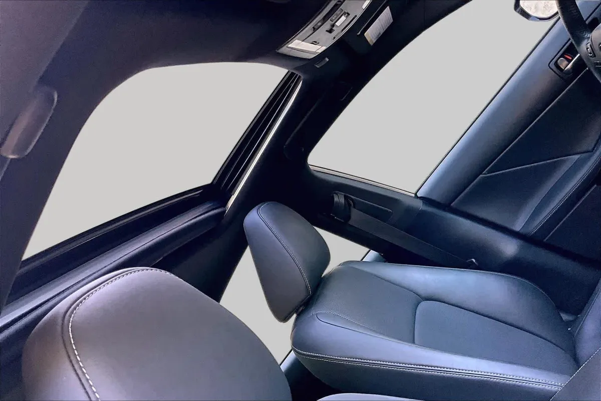 2024 Lexus IS 350 F SPORT Design thumbnail 27