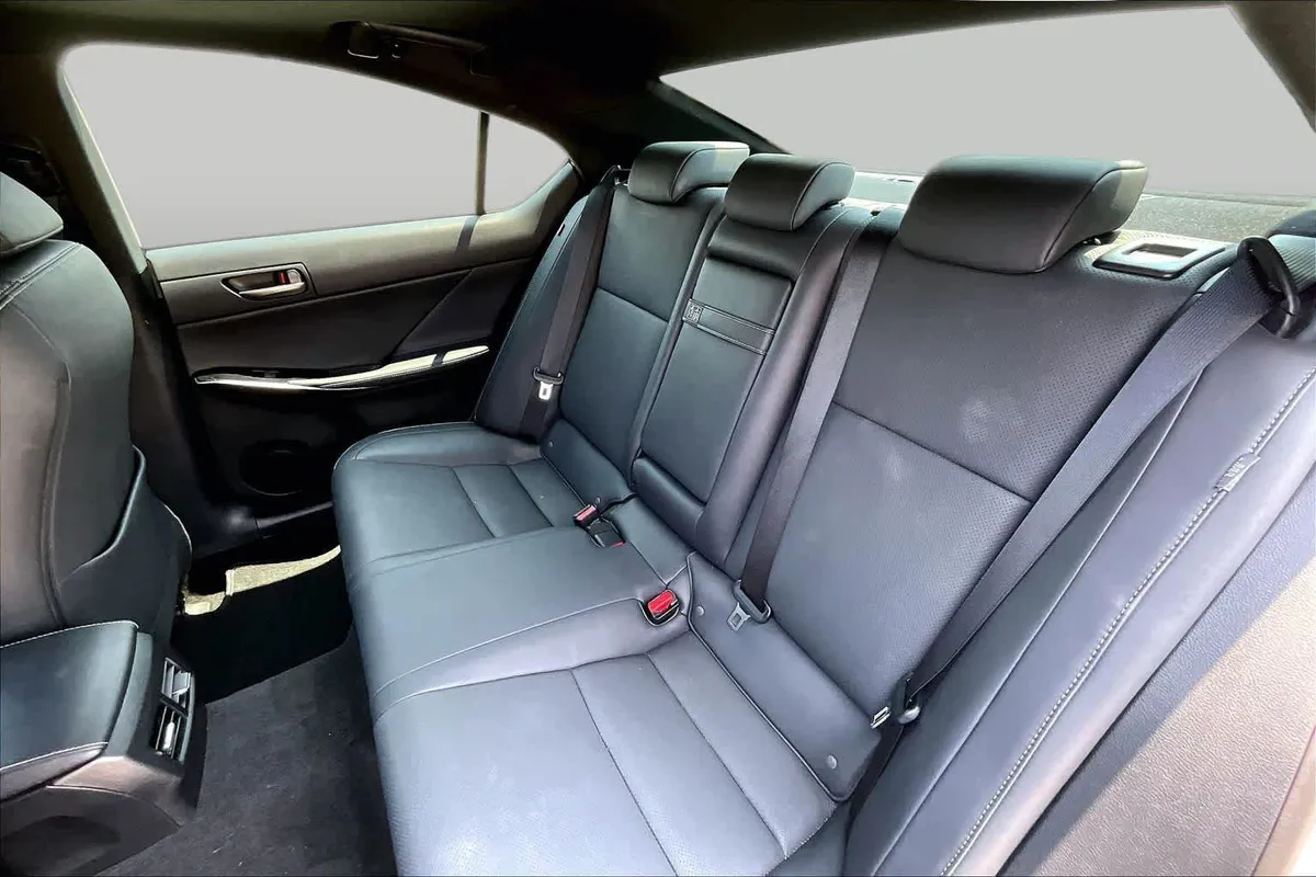 2024 Lexus IS 350 F SPORT Design thumbnail 40